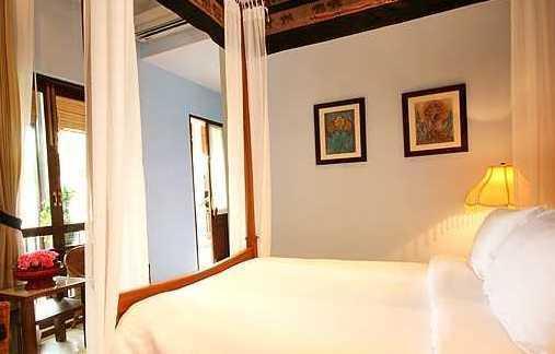 Baan Klang Wiang Boutique Hotel Chiang Mai Exterior foto